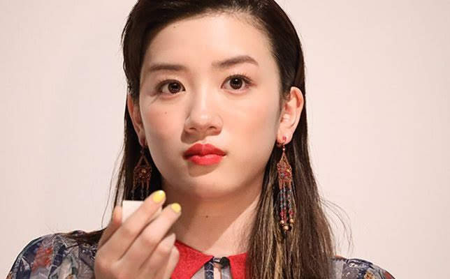 現役高校生の60%が「整形」に興味 したいのは「目」よりも「鼻」