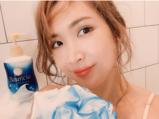 紗栄子 バスルームでの自撮りに絶賛の嵐 可愛いすぎる お肌ツヤツヤ ガールズちゃんねる Girls Channel