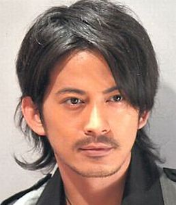 男性芸能人の髭、似合ってたら+ボタンを押すトピ