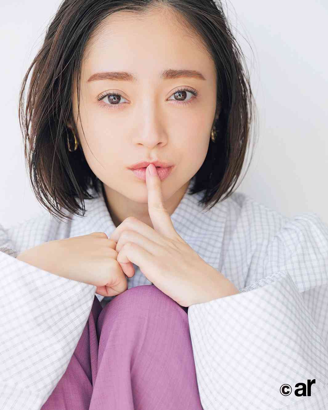 安達祐実、ラブなメイクで圧倒的な美しさ