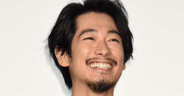 山田涼介 ディーンに弟子入り！師匠と仰ぎ楽屋で即興ライブも | 女性自身