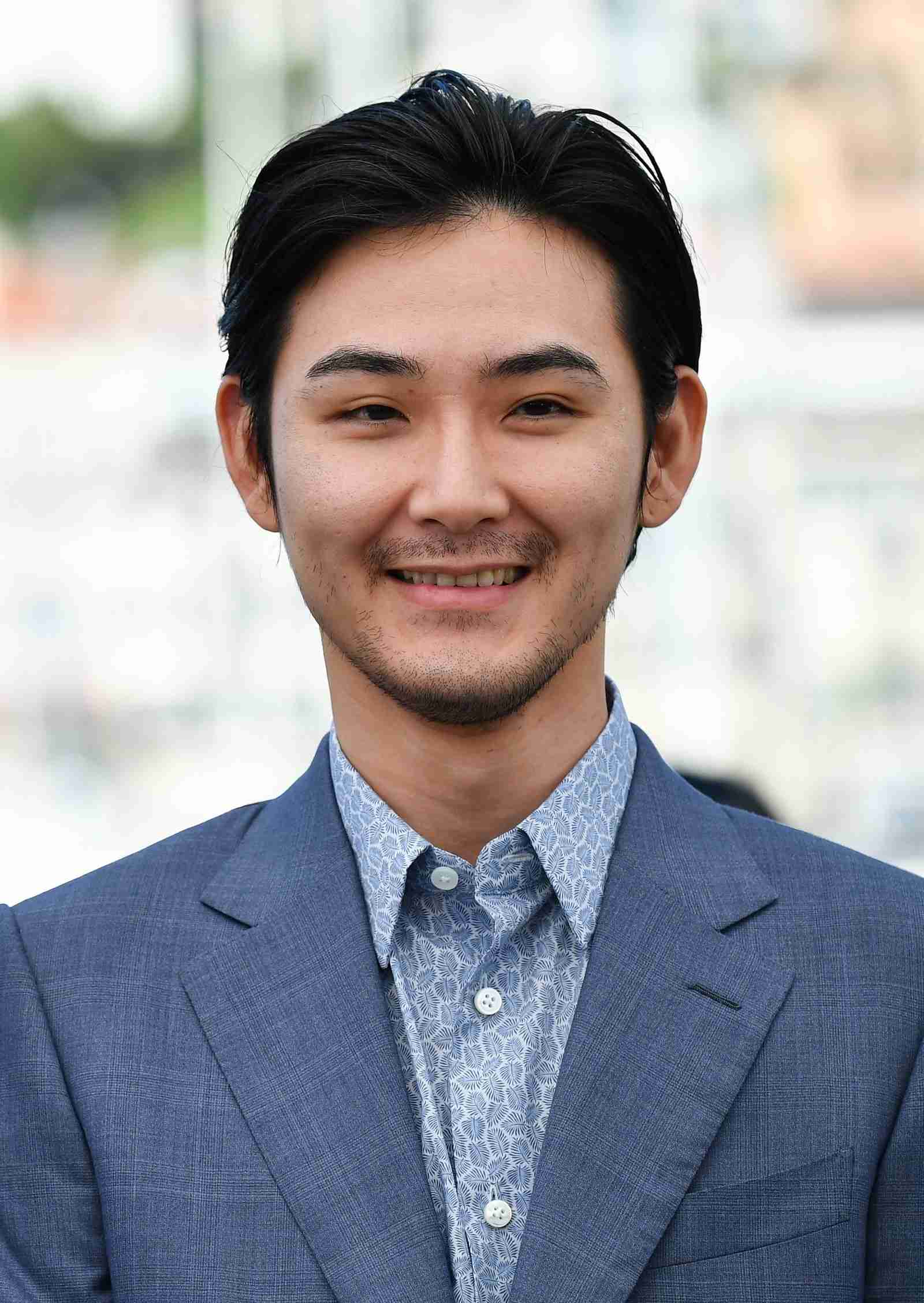 男性芸能人の髭、似合ってたら+ボタンを押すトピ