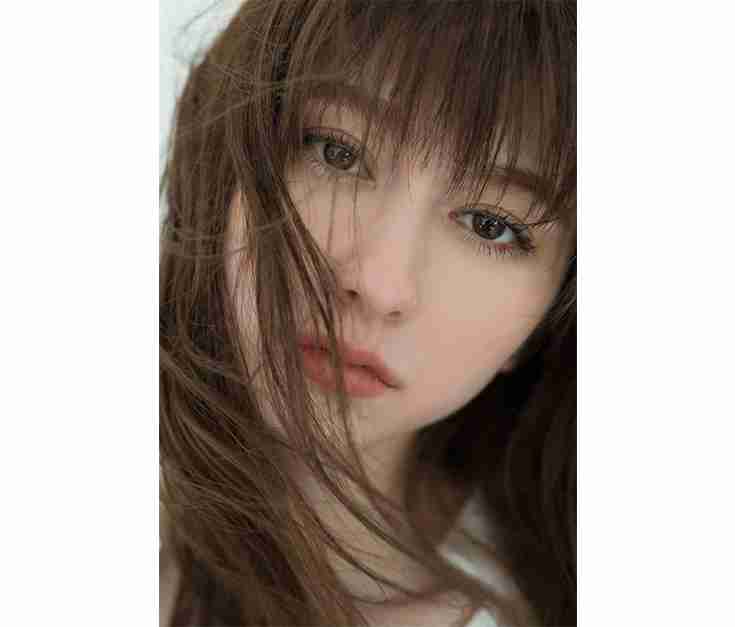 8頭身女子大生・菜波　SNSでバズって…CanCam専属モデルに抜てき