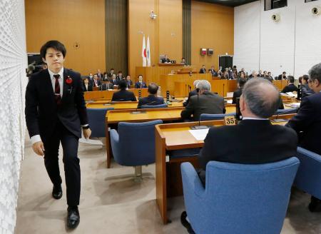                 青森市議「盗聴」疑惑で辞職勧告 | ロイター
