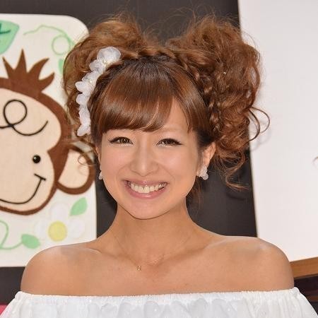 辻希美、子連れで仕事現場に行き賛否 「甘えるな」の声集まるも、芸能界は子育てママに優しい？ - リアルライブ