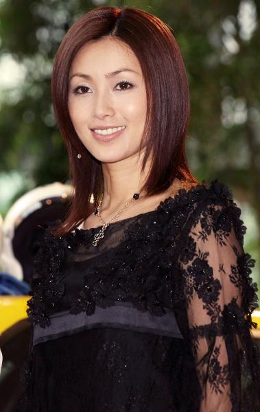 酒井法子“ピエール瀧逮捕”のせいで遠のいた念願の『地上波完全復帰』 - ネタりか