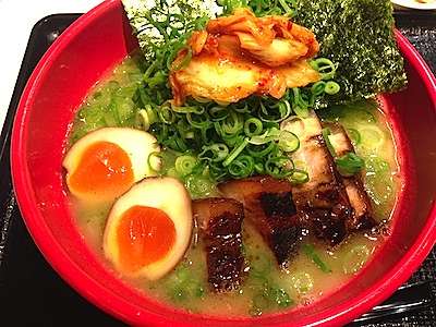 単独トピが立つほどでもないラーメンチェーン店🍜