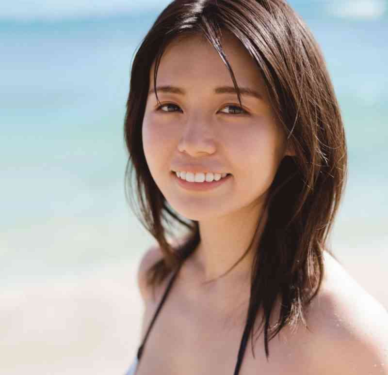 井口綾子写真集がスピード重版「よしっ！」