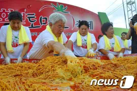 好きなパスタをひたすら貼るトピ
