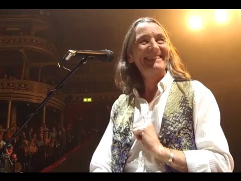 Breakfast in America　Written & Composed by Roger Hodgson of Supertramp - YouTube