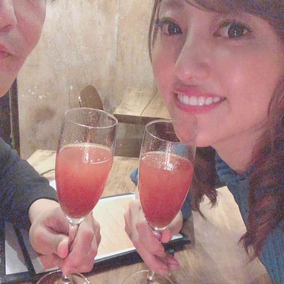 菊地亜美「最近の二人の趣味」夫と”はしご酒”を楽しむ様子に羨望のコメント相次ぐ