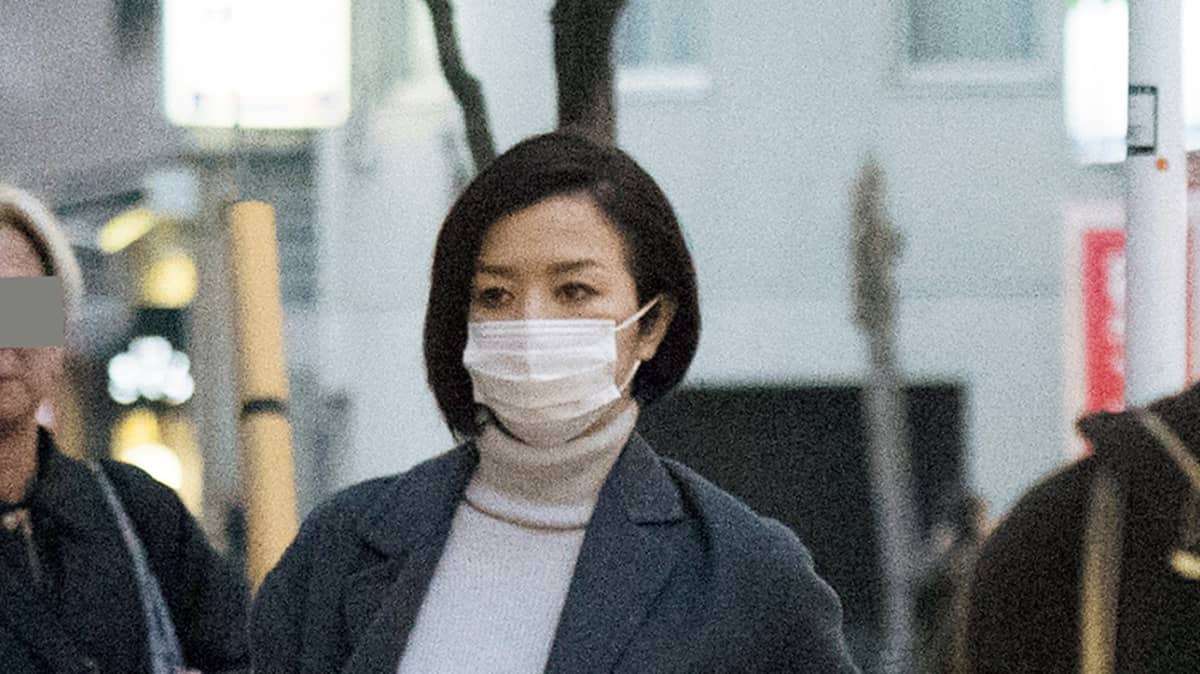 鈴木京香　交際は順調！仕事帰りにシャンパンを買って | FRIDAYデジタル