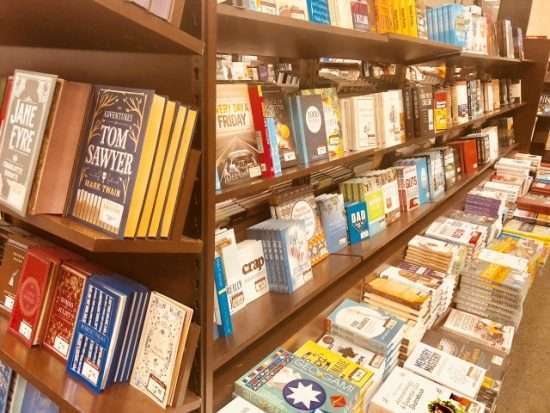 元書店員が見たトンデモ万引き犯。アダルト本を盗む中学生も…