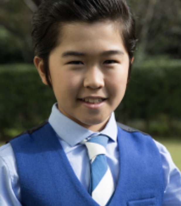 中学生男子の私服