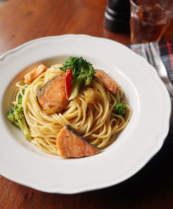 好きなパスタをひたすら貼るトピ