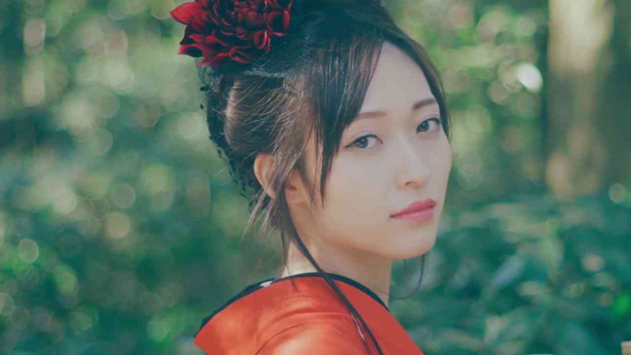 NGT48 山口真帆 × 酒井伸太郎 - YouTube