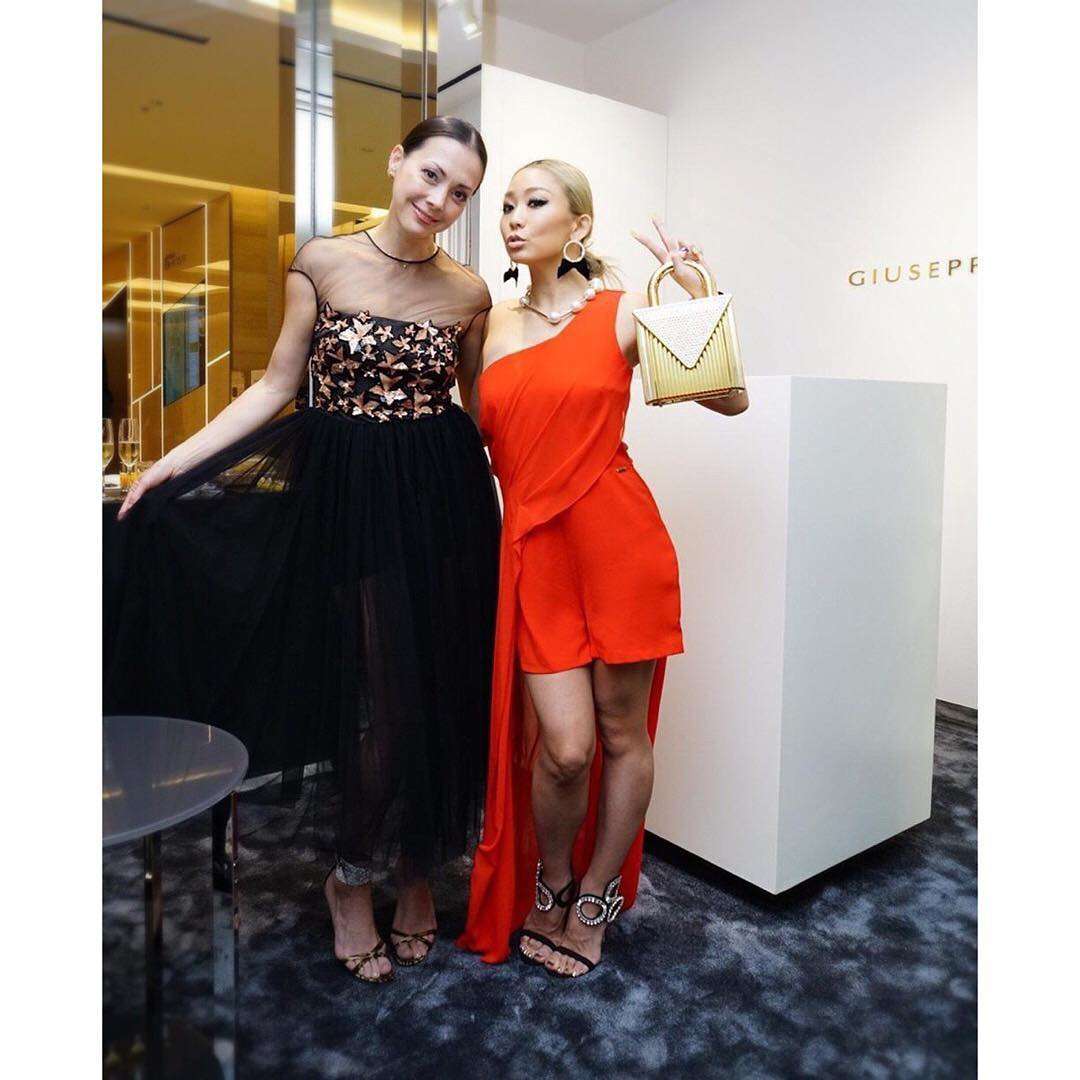 倖田來未、土屋アンナの2ショットにファン興奮 「目のやり場に困る…!」