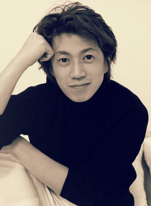 小栗旬の兄・小栗了、芸能事務所所属 演出などマルチに活躍