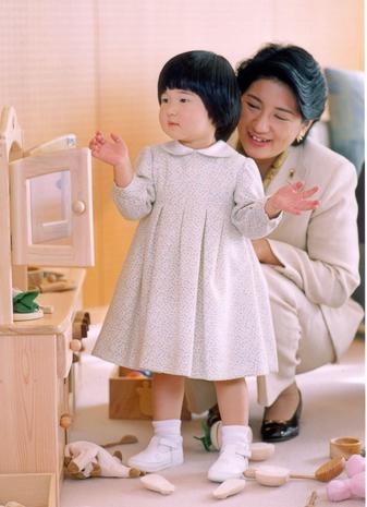 愛子さまの目覚ましい成長、女性天皇容認の結論は令和3年か