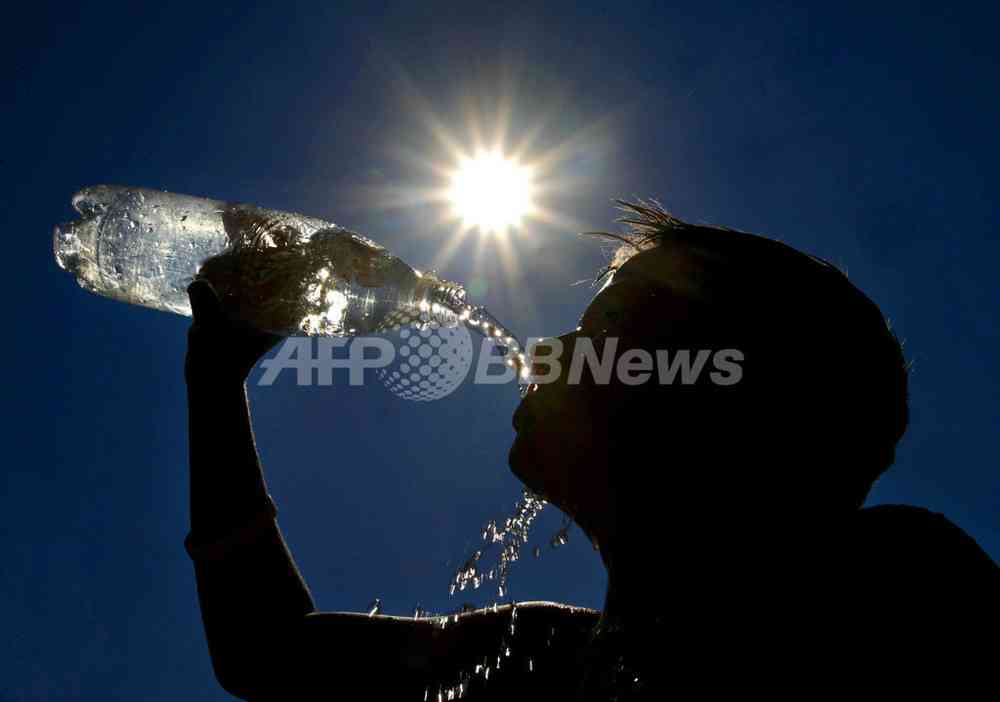 Wii景品の水飲み大会で死亡女性、米裁判所が15億円の賠償金支払い判決　写真1枚　国際ニュース：AFPBB News