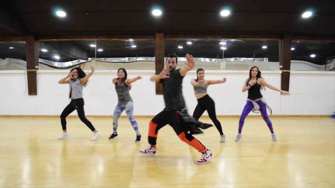Échame la culpa - Luis Fonsi, Demi Lovato / ZUMBA - YouTube