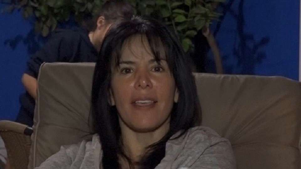 「もうお金ないの」…11億円貢がせたチリ人妻・アニータ氏は今？ - FNN.jpプライムオンライン