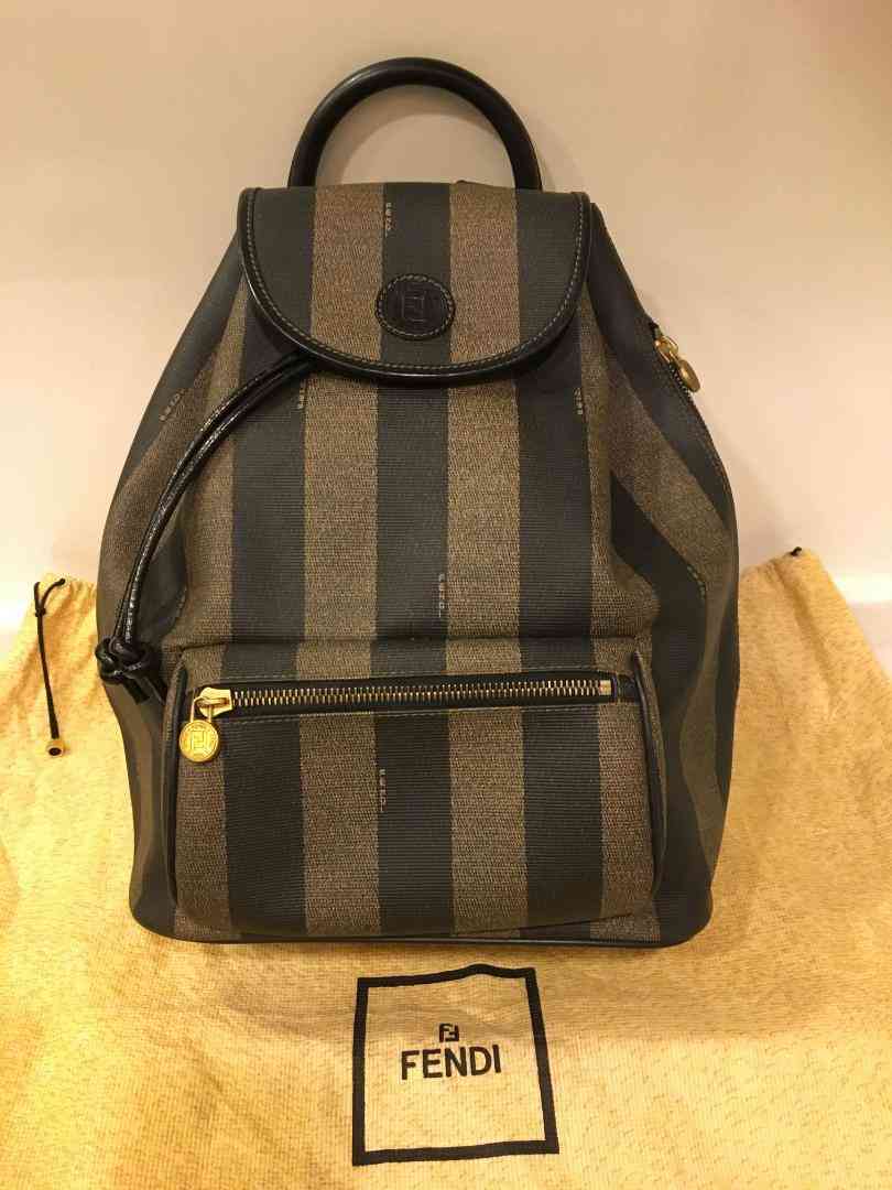 ハイブランドのリュックが欲しいんですけど