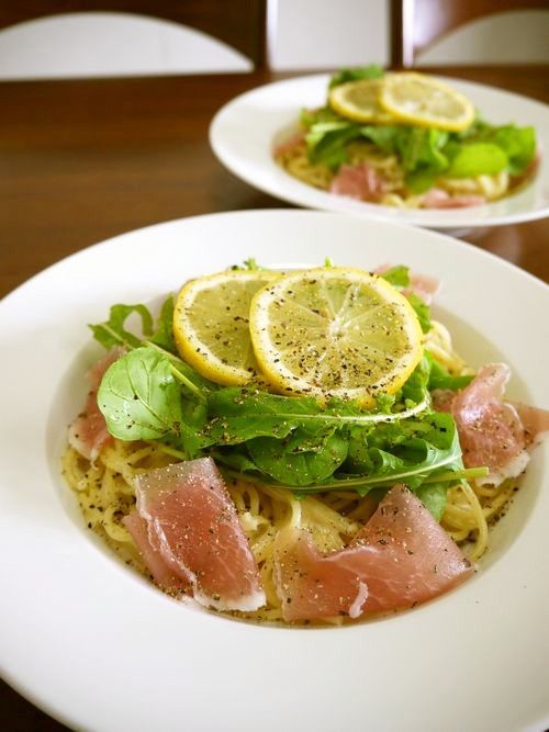 好きなパスタをひたすら貼るトピ