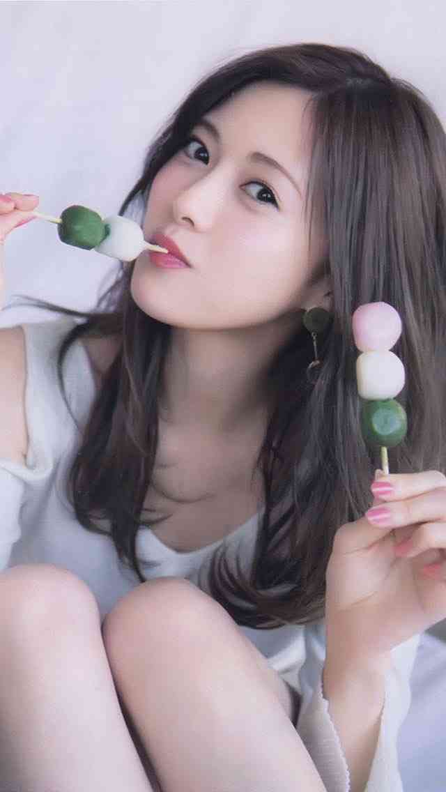 【画像】色んな白石麻衣が見たい