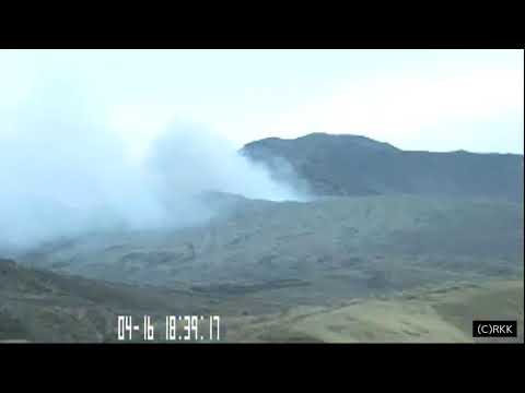 阿蘇ライブカメラ～阿蘇火山博物館・草千里～ - YouTube