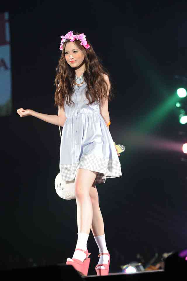 【画像】色んな白石麻衣が見たい