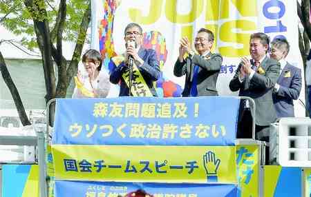 「本気の共闘」で政治変えよう/市民と野党　多彩な応援/衆院大阪１２区補選　宮本候補駆けめぐる