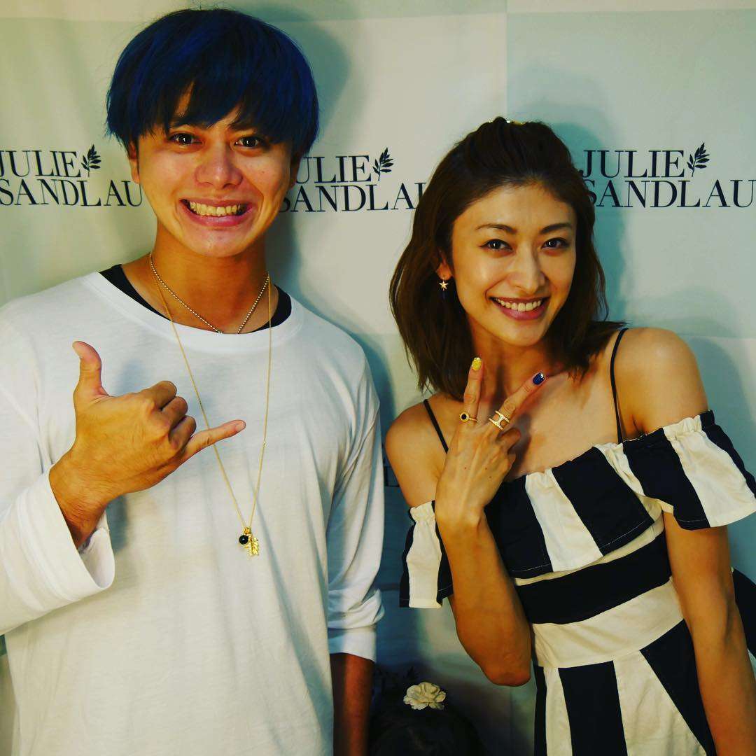 山田優が弟・山田親太朗と“賃料60万円”「一軒家カフェ」をオープンさせていた！