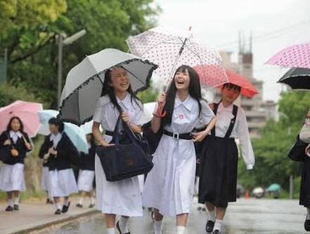 兵庫県警、防犯チラシ回収  「露出で狙われる」に苦情