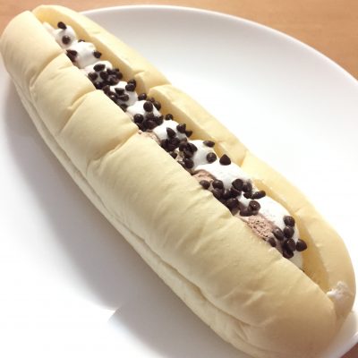 菓子パン好きな人