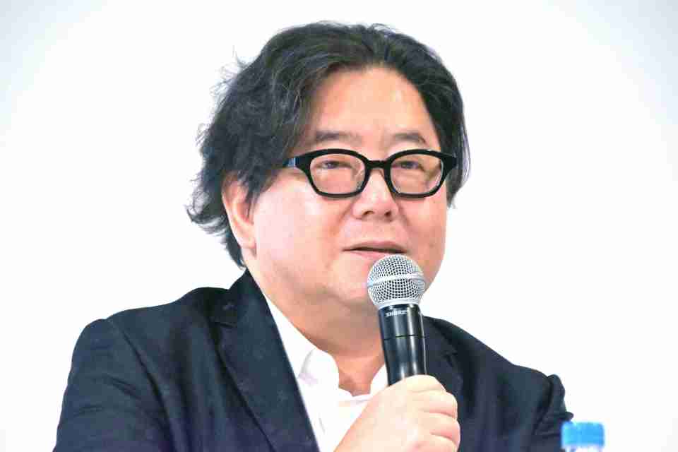 秋元康氏、たかみな結婚を祝福　ラジオに電話でサプライズ出演（オリコン） - Yahoo!ニュース