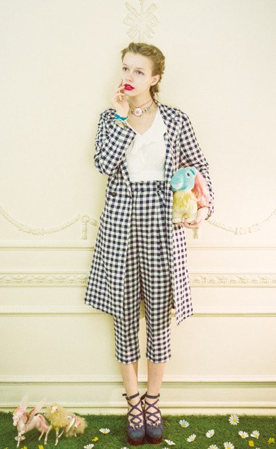 この服に似合うコーデを考えて下さい！【ネタ可】