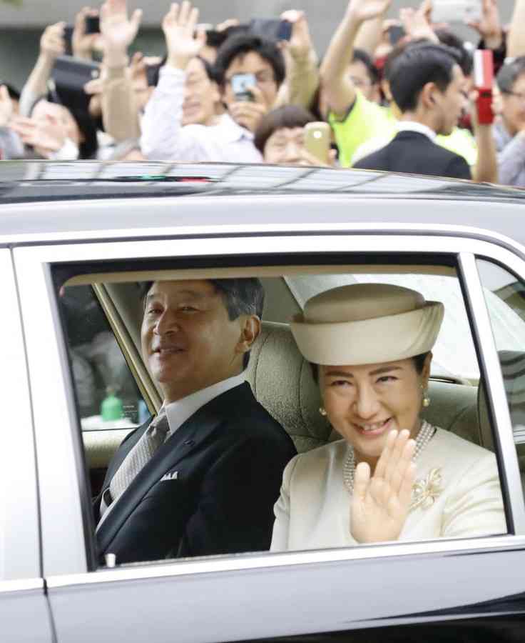 天皇陛下に「親しみ」82%　女性継承賛成79%、共同通信