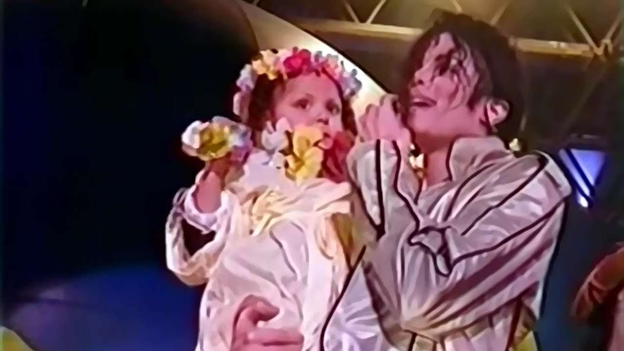 Michael Jackson - Heal The World (Dangerous Tour In Tokyo) (Remastered) - YouTube