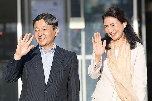 ご成婚お披露目の席で雅子さまを1人にさせず 天皇陛下の気遣い - ライブドアニュース