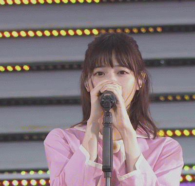 乃木坂46が好きな人〜!