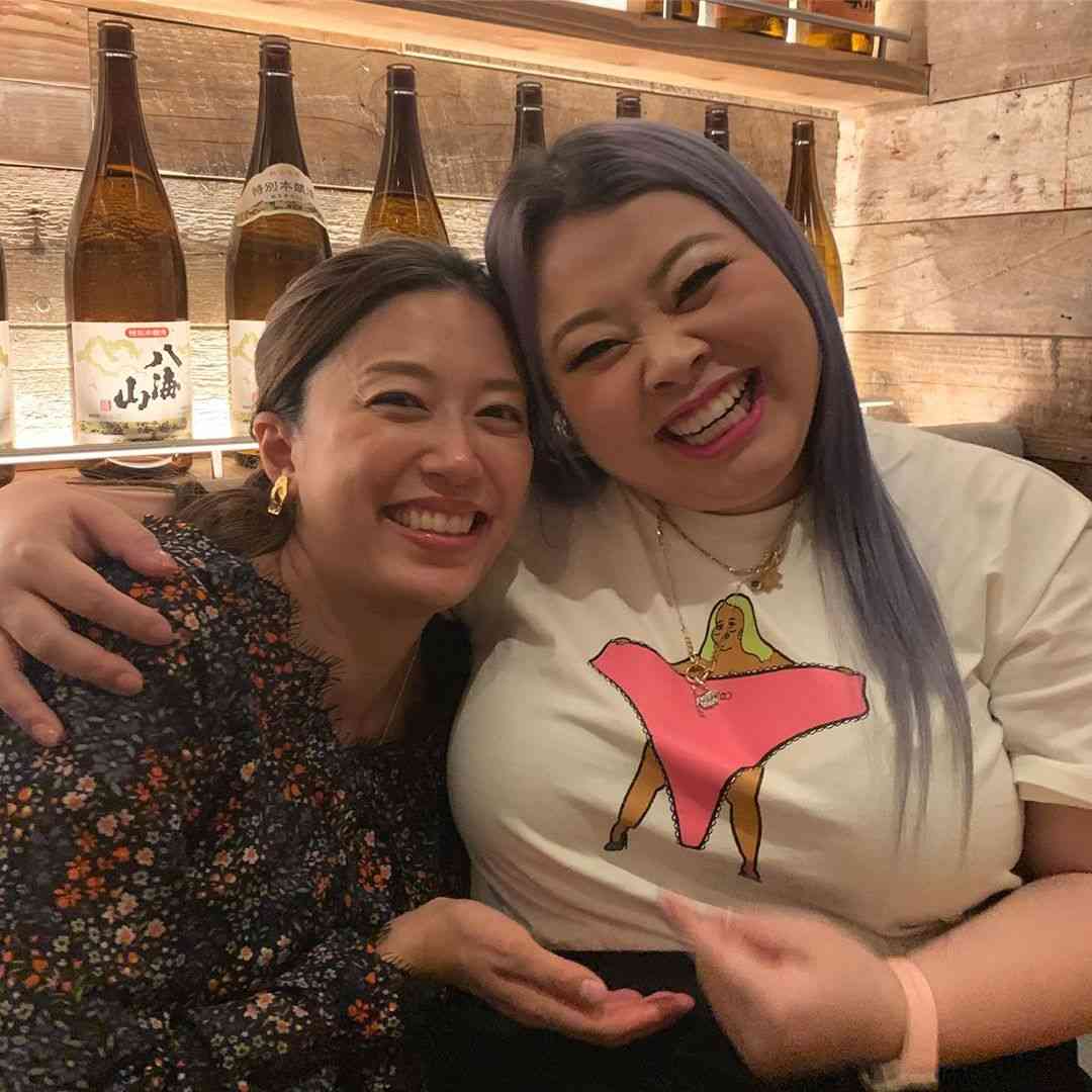 渡辺直美、里田まいとの“NYの思い出”写真に「笑顔最高です」「楽しそう！」の声