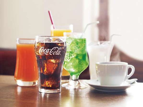 ドリンクバー何飲みます？