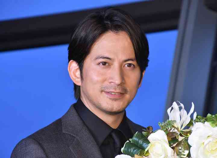 岡田准一：「白い巨塔」トークイベントの“神対応”にファン歓声 - MANTANWEB（まんたんウェブ）