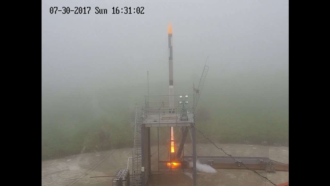 MOMO１号機打ち上げ