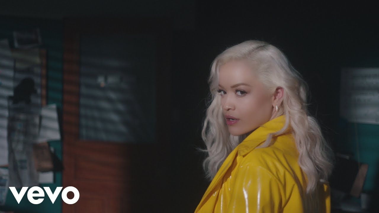Carry On (from the Original Motion Picture "POKÉMON Detective Pikachu") (Official Video) - YouTube