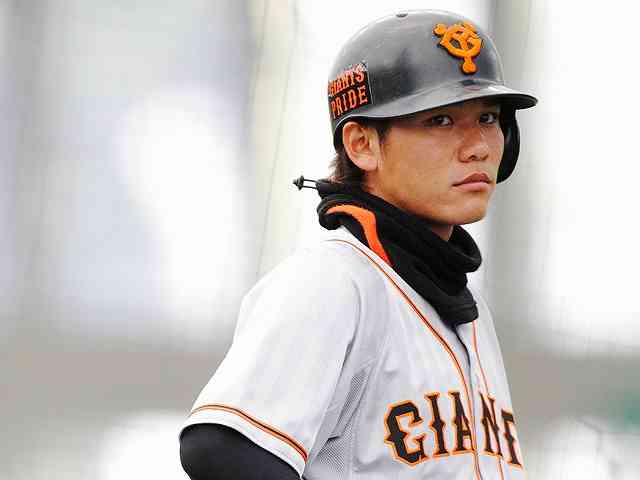 巨人・坂本勇人、キャンプ宿舎に愛人連れ込んだ「ベッド写真」