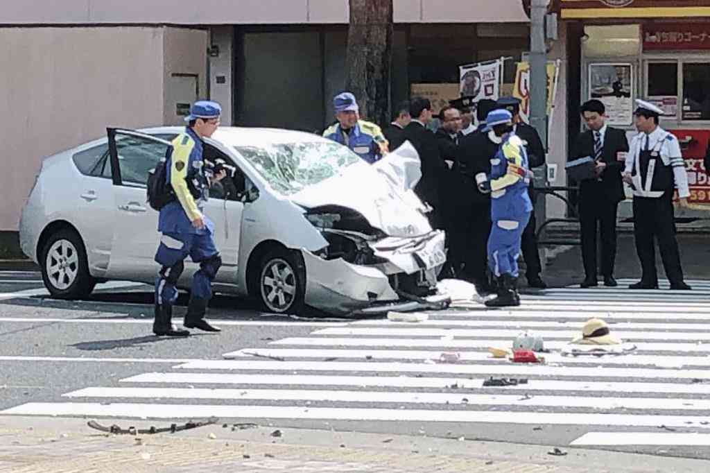 １０人はねたのは８０代男性運転の乗用車　東京・池袋 - 産経ニュース