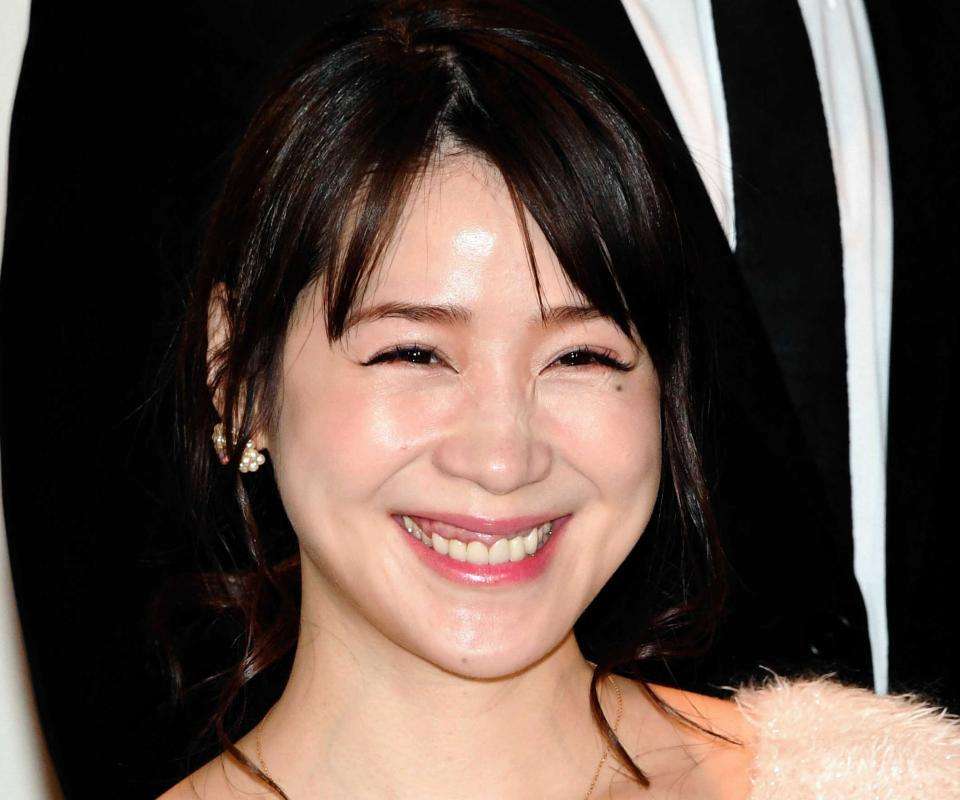 相沢まき　ＧＷ中の乳児連れ新幹線移動を後悔　ベビーカーも一緒に