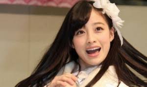 橋本環奈の吸い込まれそうな瞳! 美しいオフショットに注目集まる